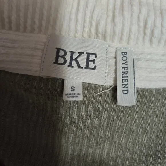 BKE Oversized Colorblock Zip Up Shacket Size Small - Picture 4 of 6